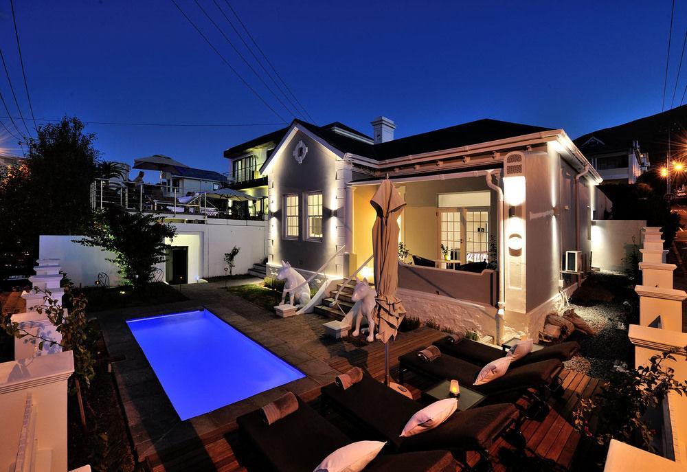 Dysart Boutique - Solar Power 5*